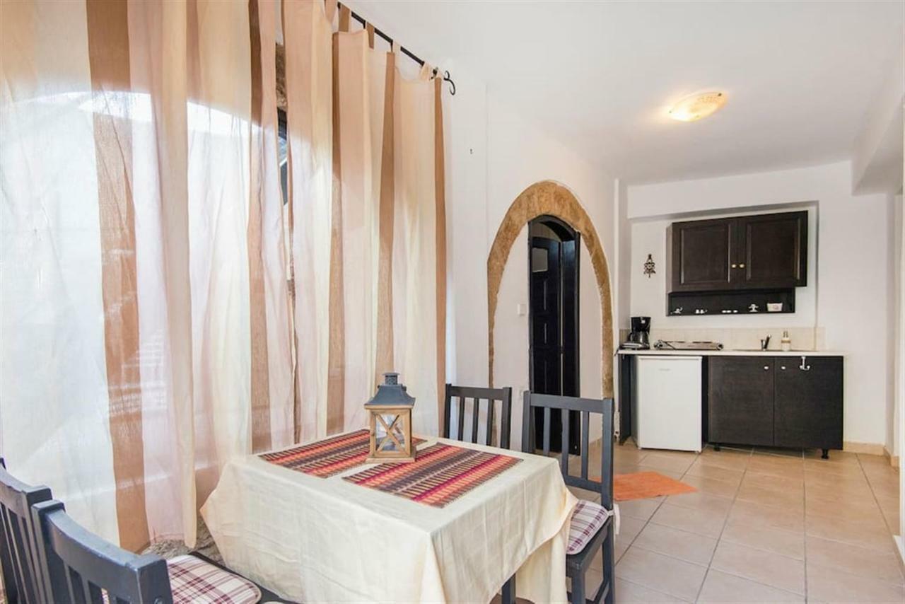 Chris Αpartments Old Town Apartment Rhodes City Exterior photo